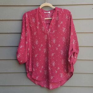 Lush Berry Cream Poly Peasant Top size Medium
